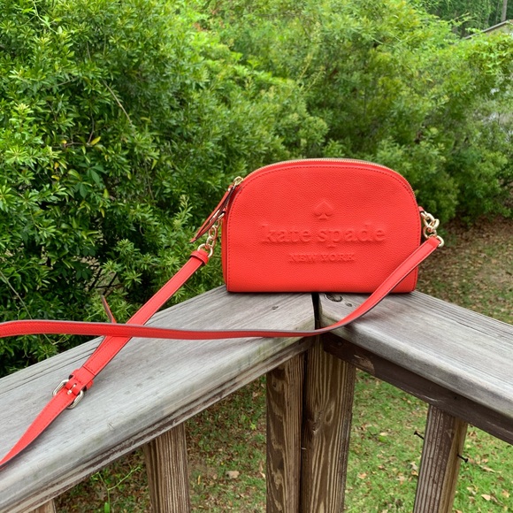 kate spade Handbags - NWOT kate spade larchmont avenue tori bag